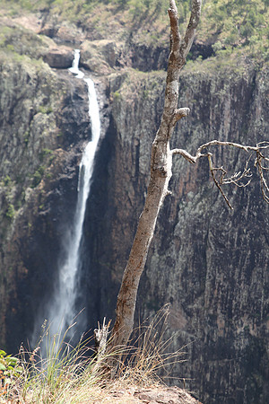 Wallaman Falls