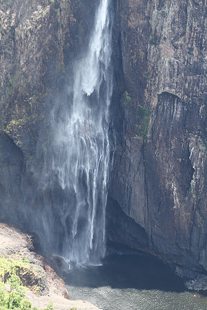 Wallaman Falls